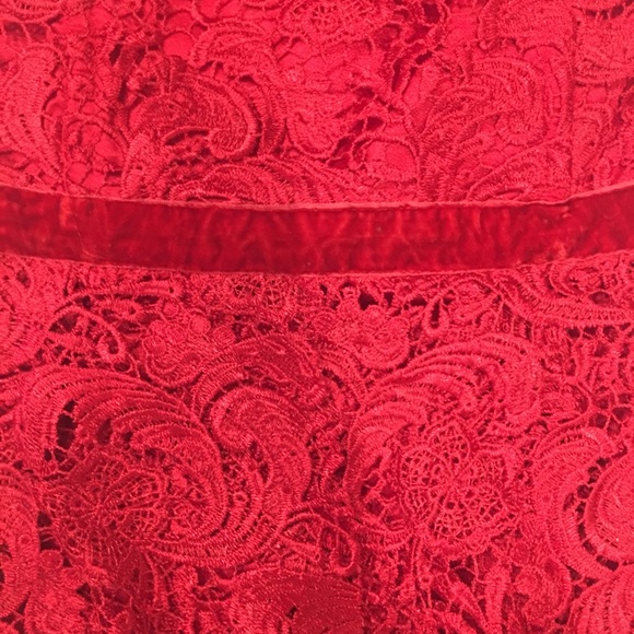 Blaque Label Rylie Strapless Dress Peplum Lace NWT - Picture 6 of 8